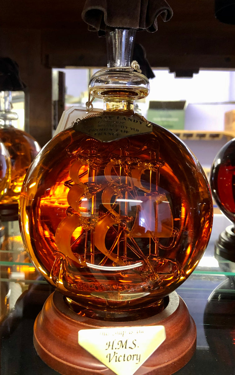 Landy 'Famous Ship Collection' H.M.S. Victory Cognac – Valentine