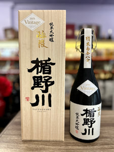 Tatenokawa 'Kyokugen' Junmai Daiginjo Sake, 720 ml