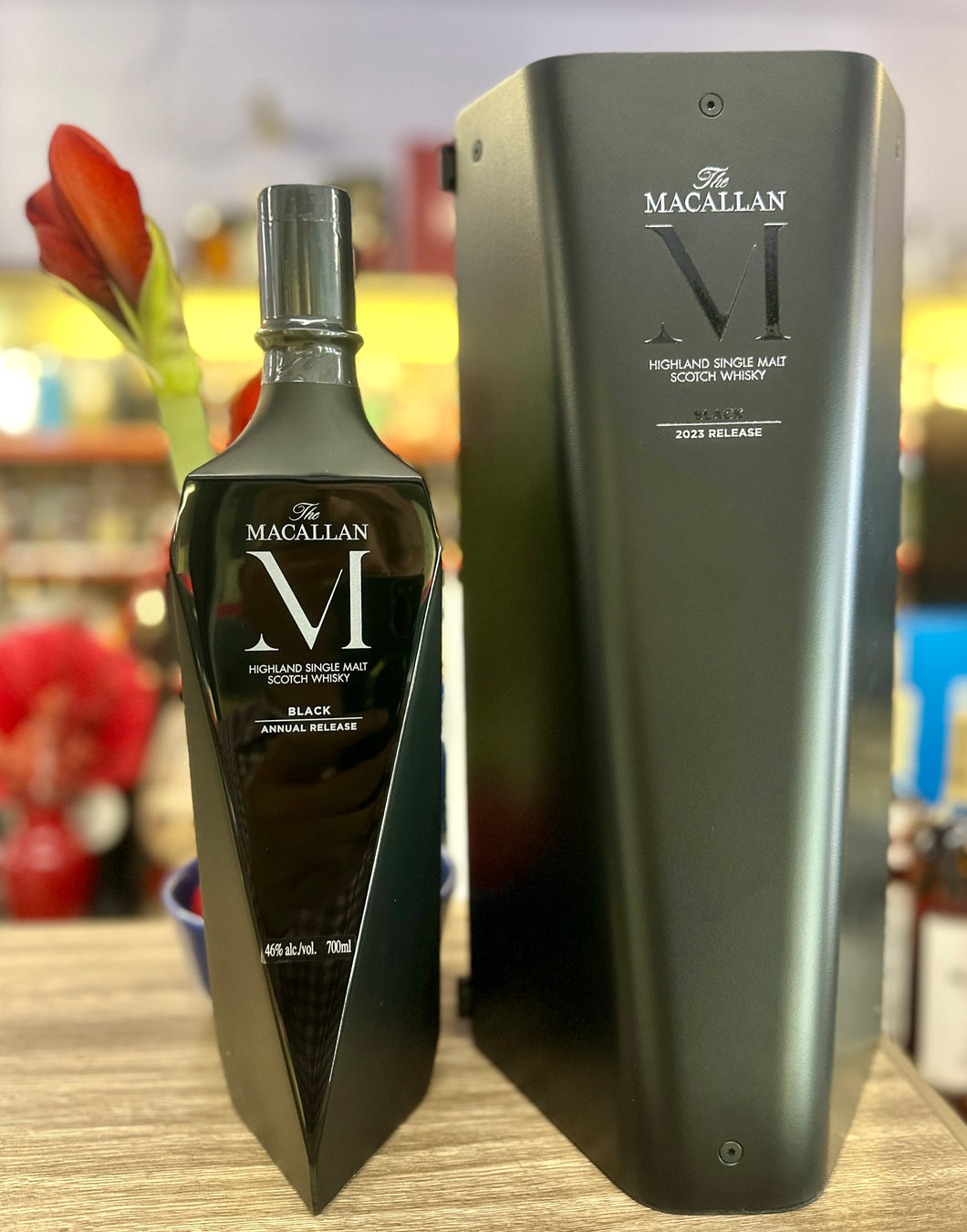 Macallan Decanter Series 'M Black' Single Malt Scotch Whisky