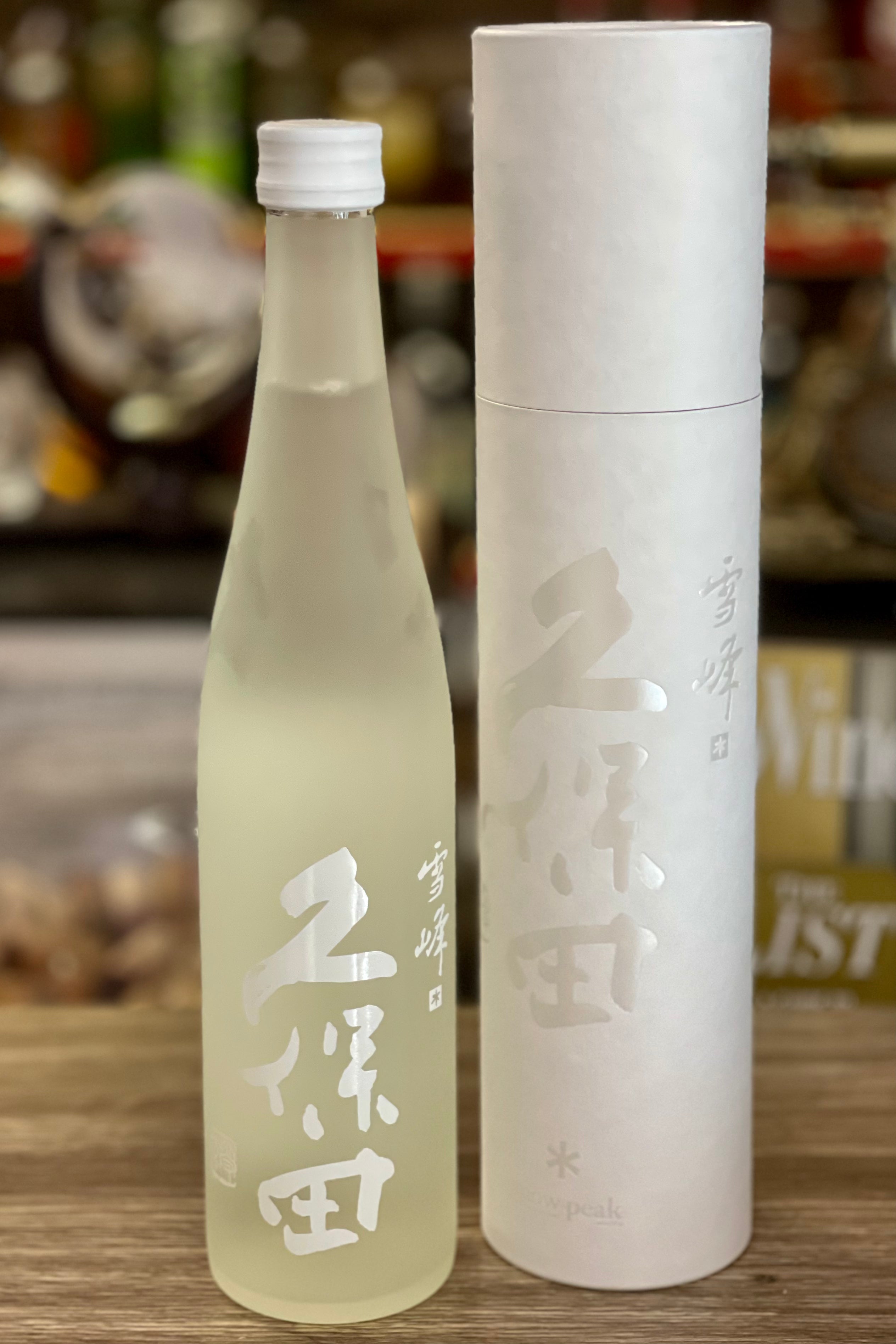 Kubota 'Soujo' Seppou Junmai Daiginjo Sake, 500mL