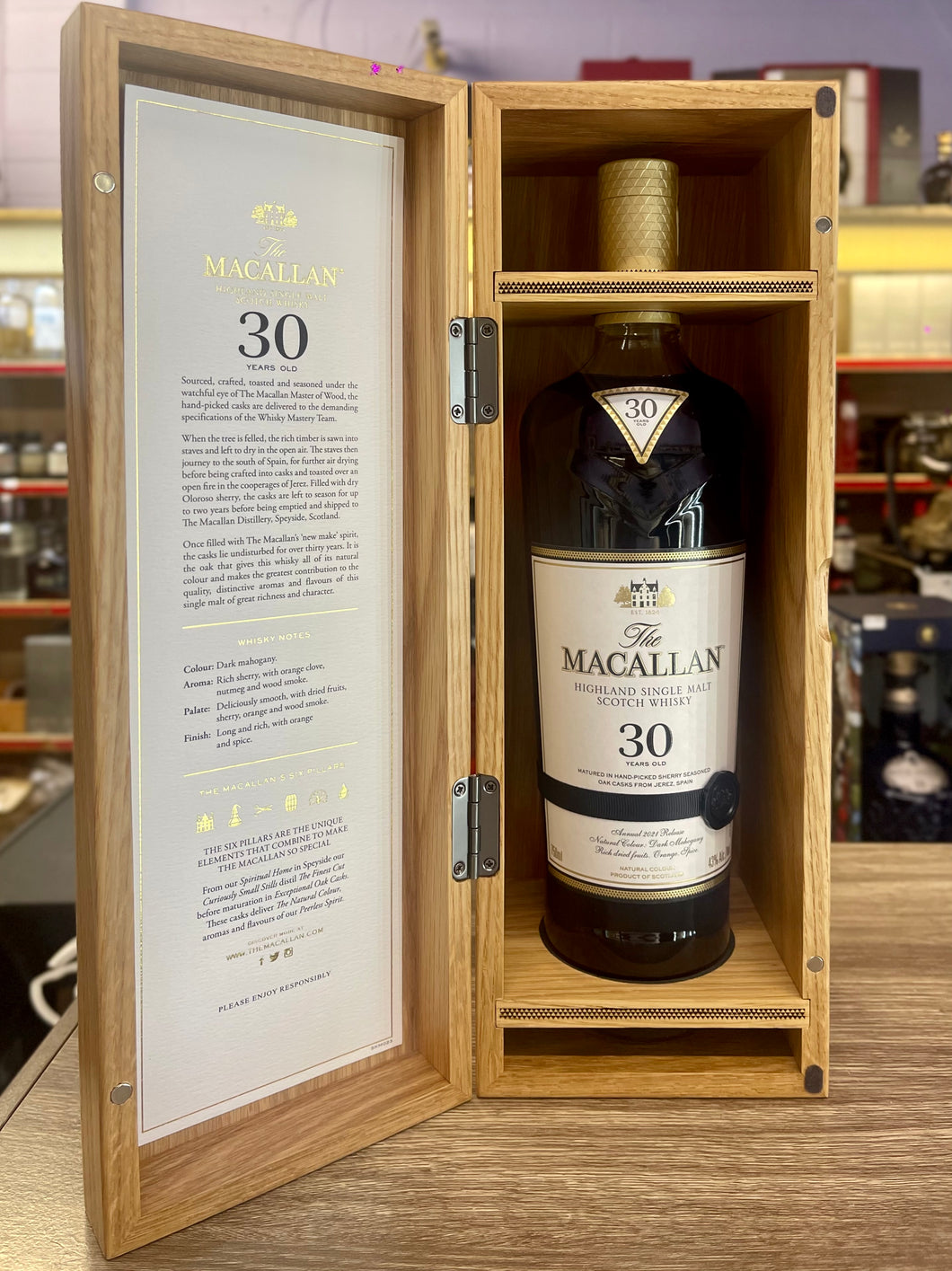Macallan Sherry Oak 30 Year Old Single Malt Scotch Whisky